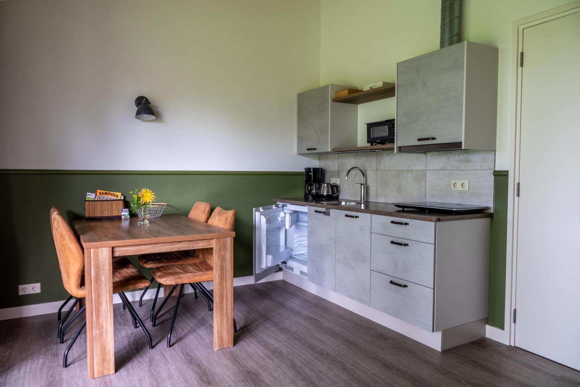Erve Fakkert Bed & Breakfast Rossum  Exterior photo